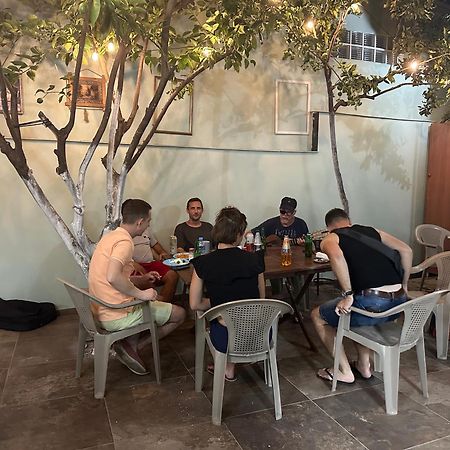 Tirana Lemon Breeze Hostel 外观 照片
