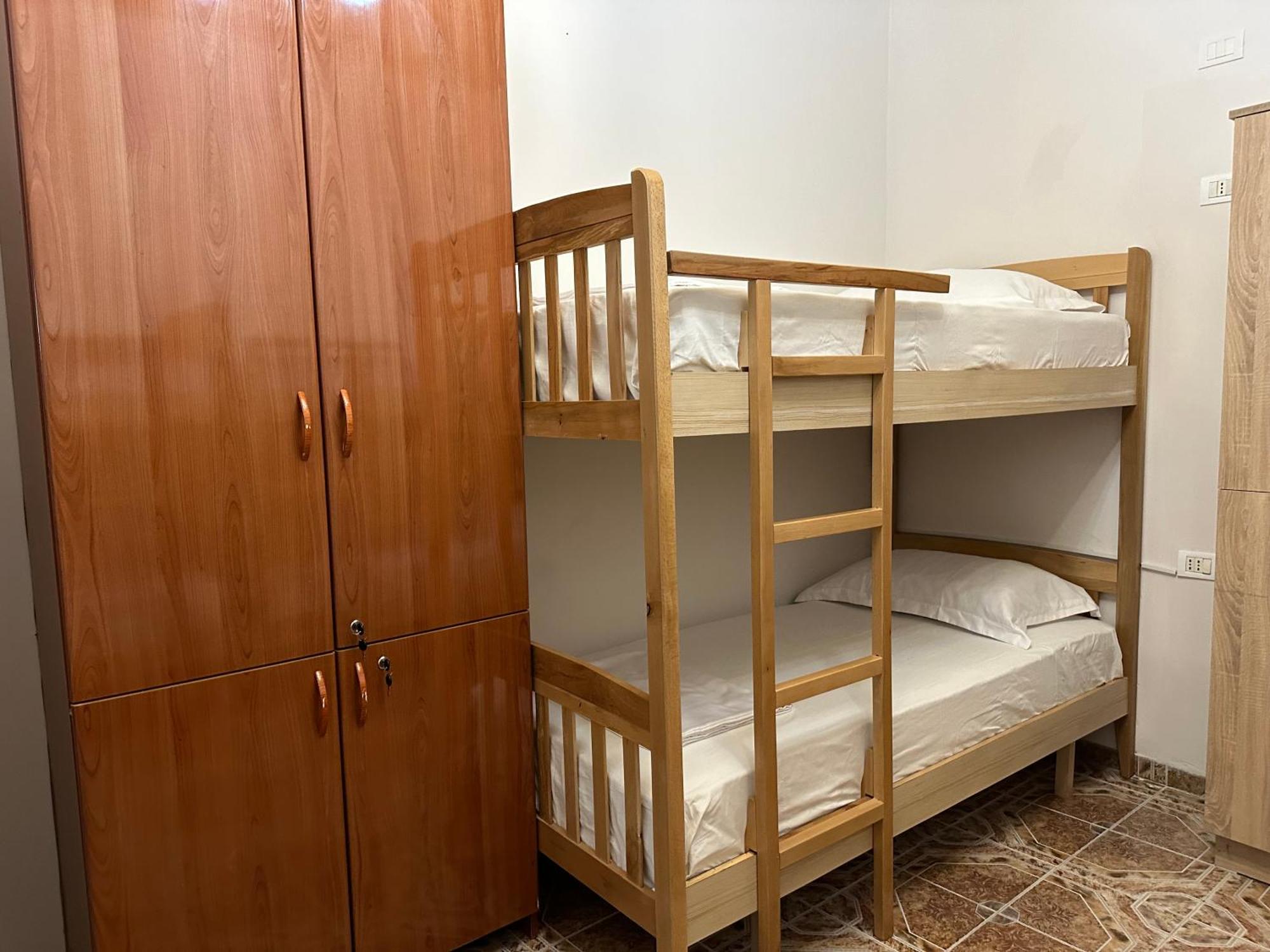 Tirana Lemon Breeze Hostel 外观 照片