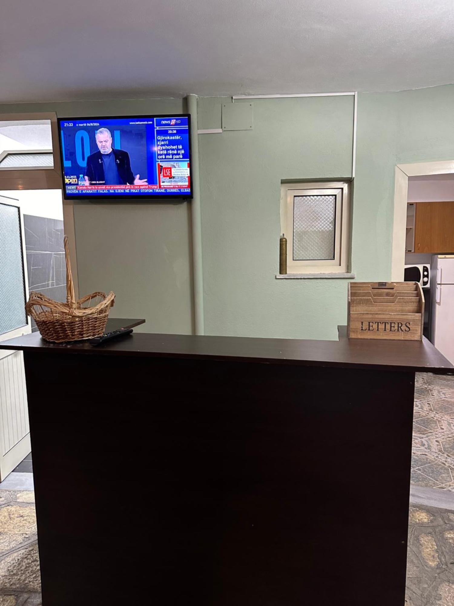 Tirana Lemon Breeze Hostel 外观 照片