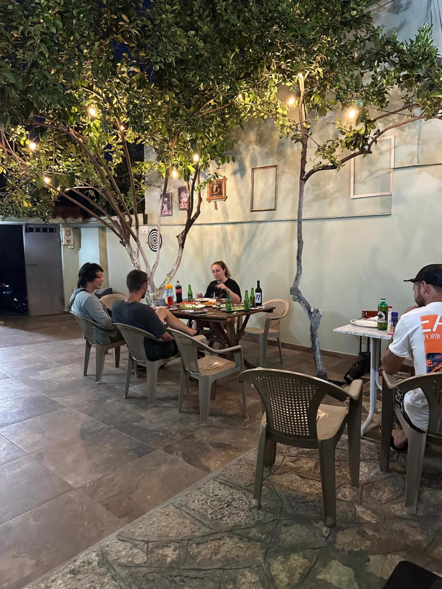 Tirana Lemon Breeze Hostel 外观 照片
